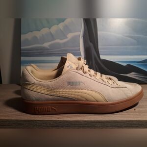 Puma Suede Low Platform Beige Shoes (9)